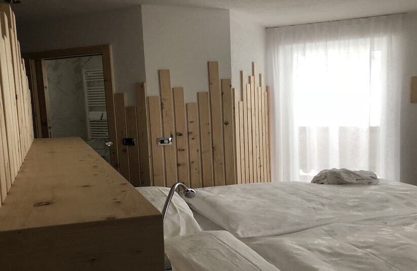 فندق Fedaia Joy B&b