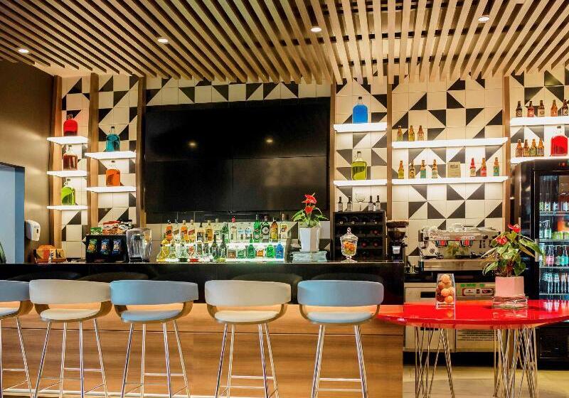 Отель Ibis Lima Larco Miraflores