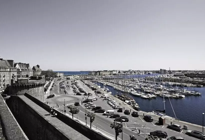 هتل Ibis Styles Saint Malo Centre Historique