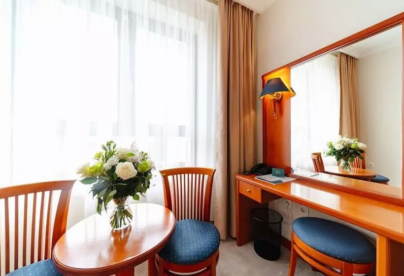 Отель Küküllő Târnava