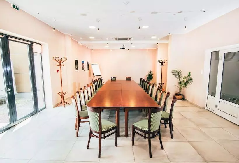 Отель Küküllő Târnava