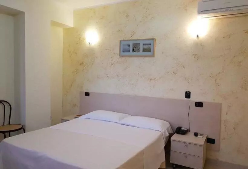 ホテル La Dolce Vita