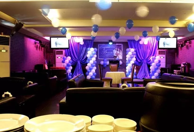 فندق Manila Grand Opera