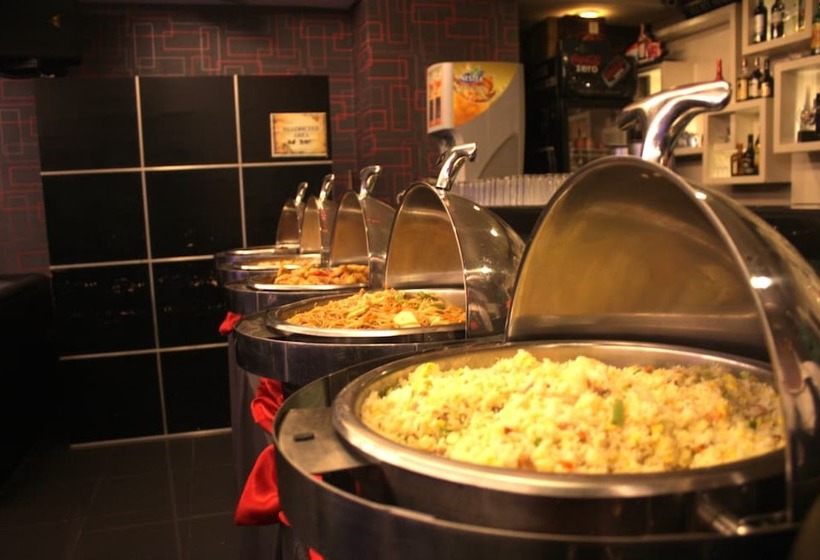 Hotel Manila Grand Opera