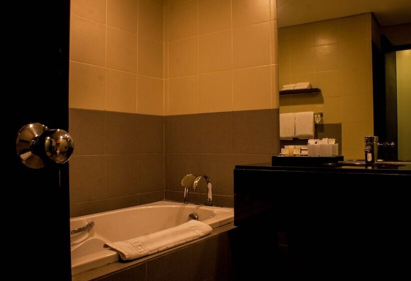 Hotel Manila Grand Opera