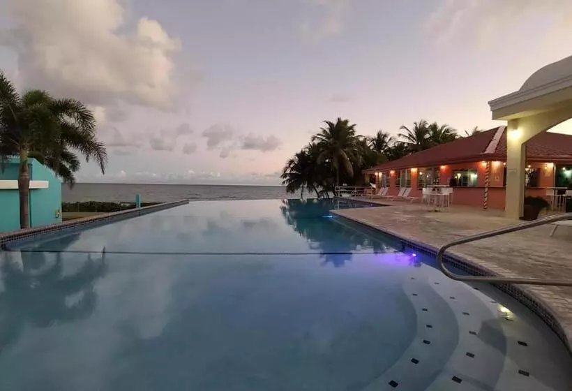 هتل Parador Maunacaribe