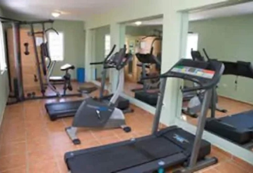 هتل Parador Maunacaribe