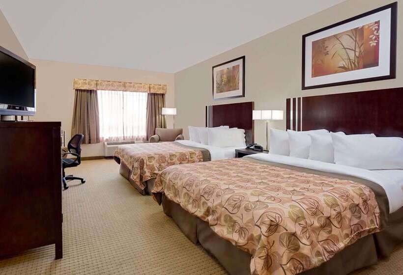 Отель Ramada By Wyndham Lac La Biche