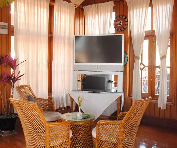 هتل The Serenity Inle Resort