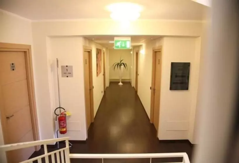 호텔 Sogni D Oro Airport