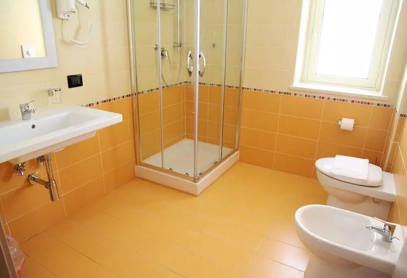 호텔 Sogni D Oro Airport