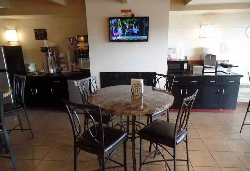 ホテル Super 8 By Wyndham Beaver Falls