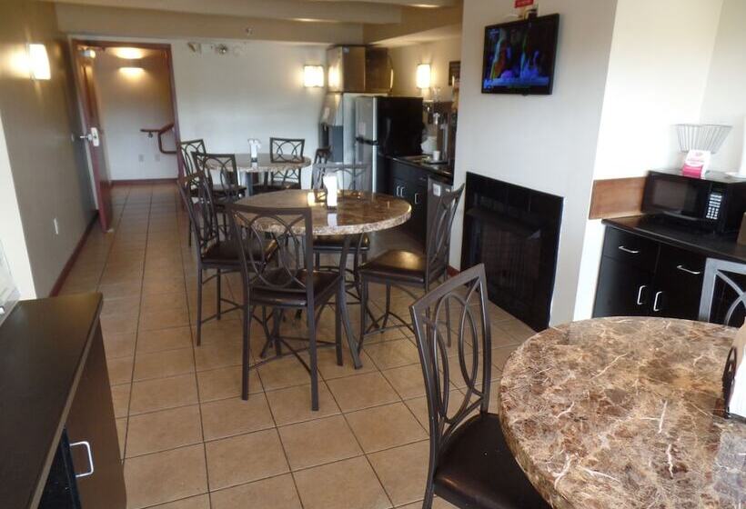 Отель Super 8 By Wyndham Beaver Falls