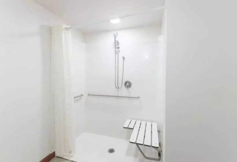 ホテル Super 8 By Wyndham Beaver Falls