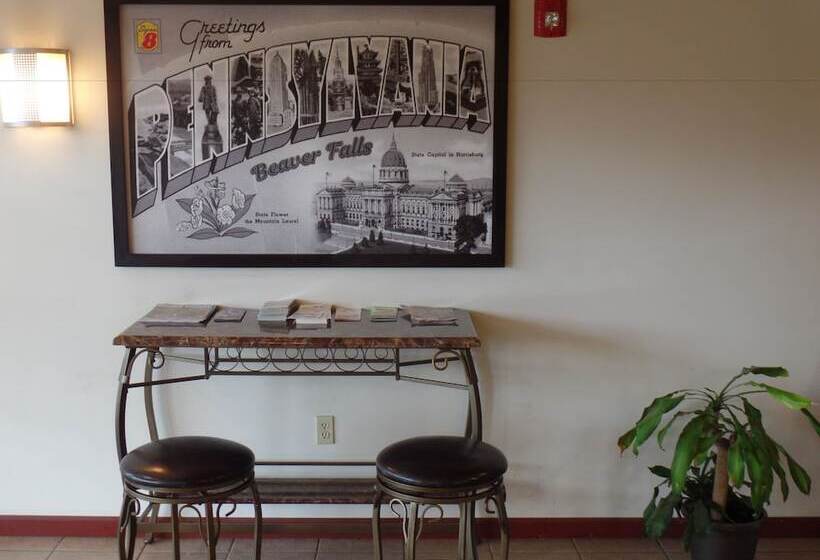 Отель Super 8 By Wyndham Beaver Falls