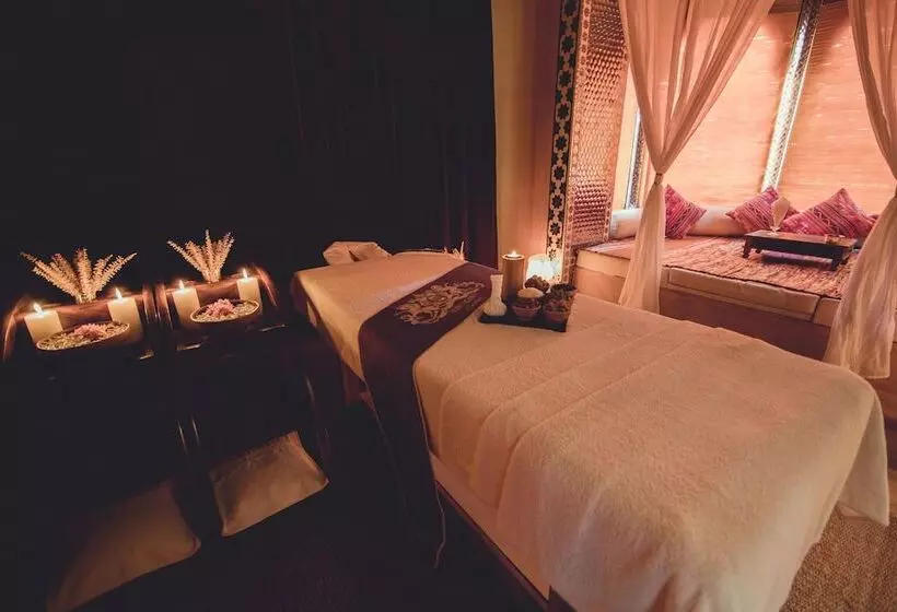 Отель Suryagarh Jaisalmer