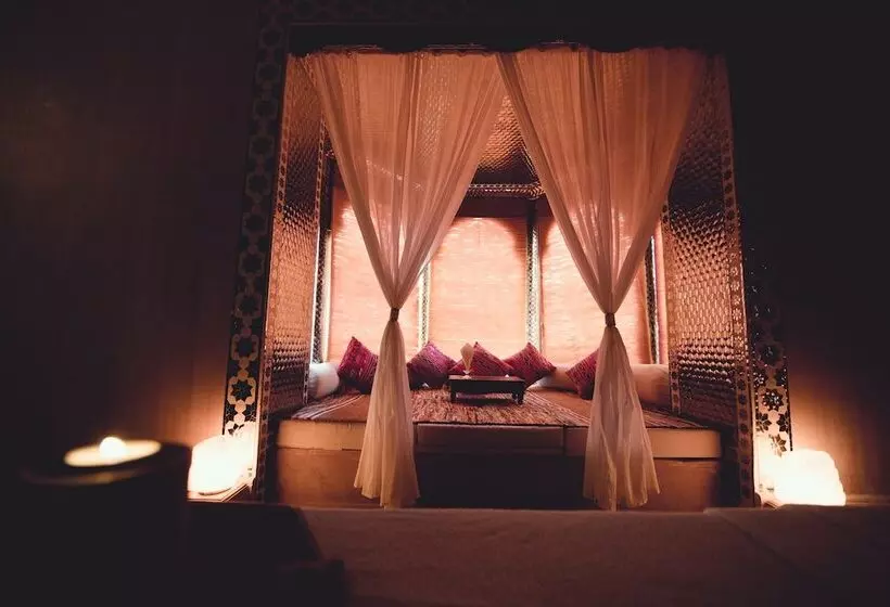 Отель Suryagarh Jaisalmer