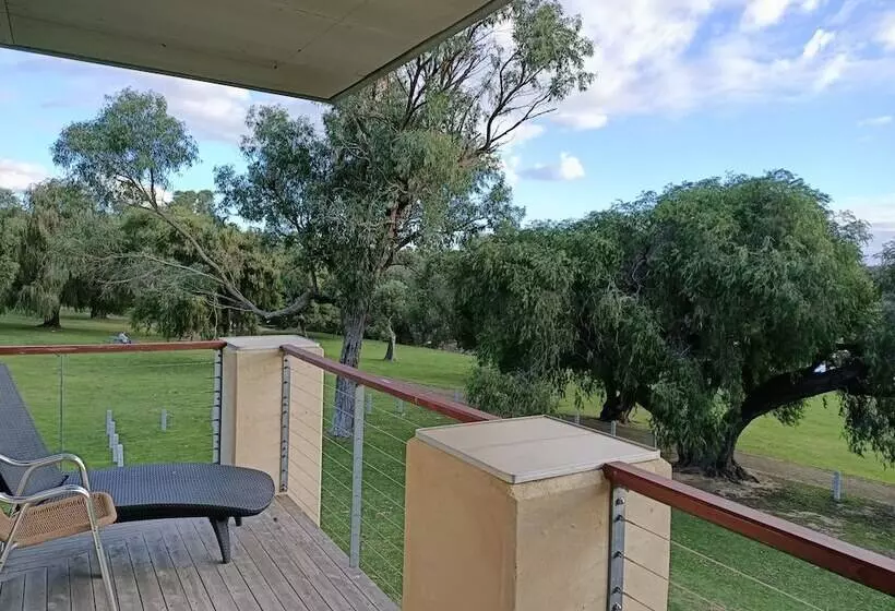 ホテル Yanchep Inn