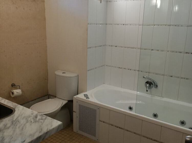 Отель Yanchep Inn