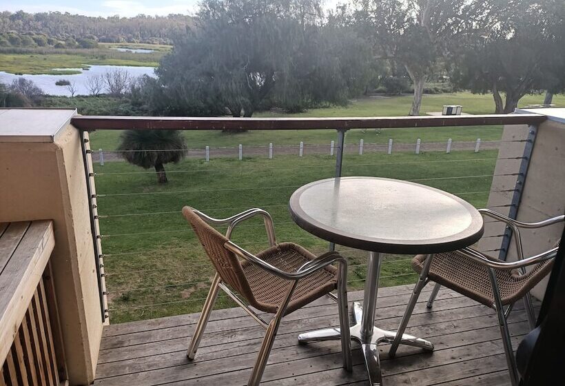 ホテル Yanchep Inn