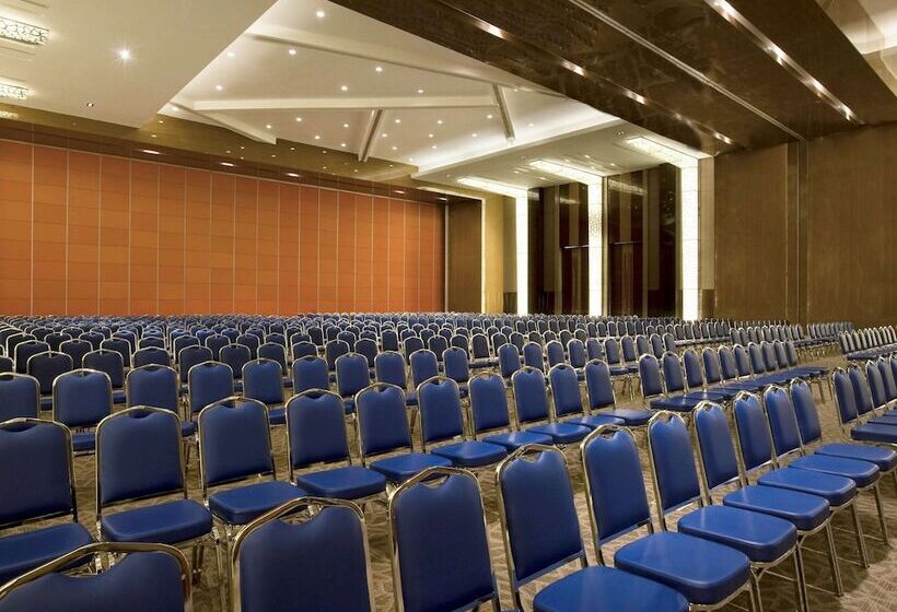 Novotel Bangka Hotel & Convention Center