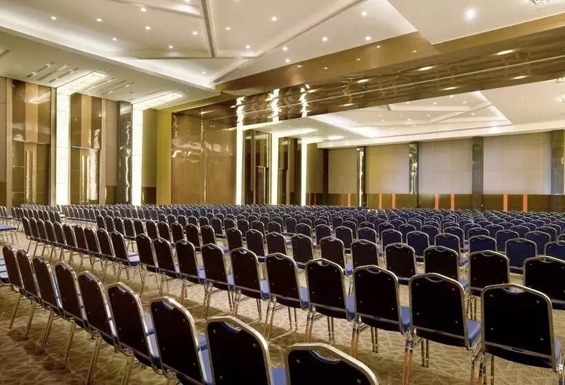 Novotel Bangka Hotel & Convention Center