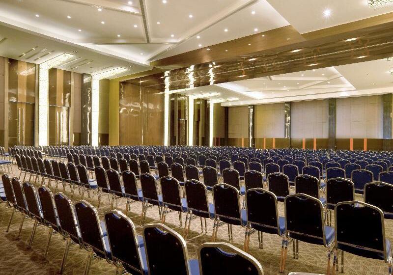 Novotel Bangka Hotel & Convention Center
