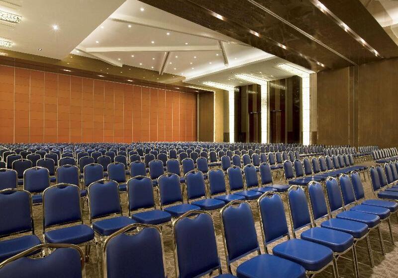 Novotel Bangka Hotel & Convention Center