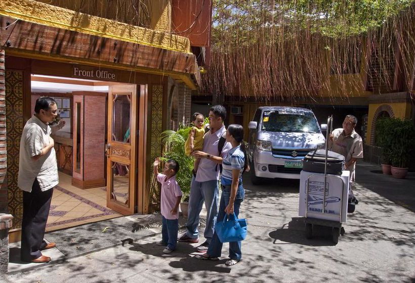 فندق Pinoy Pamilya