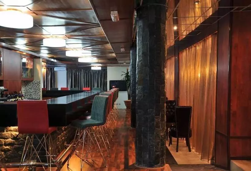 Protea Hotel By Marriott Delta