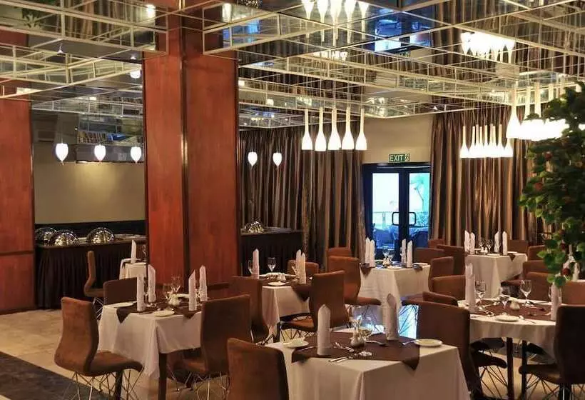 Protea Hotel By Marriott Delta