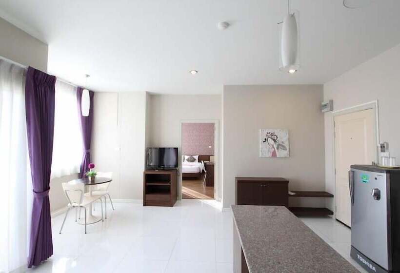 בית מלון כפרי Baiyoke Ciao