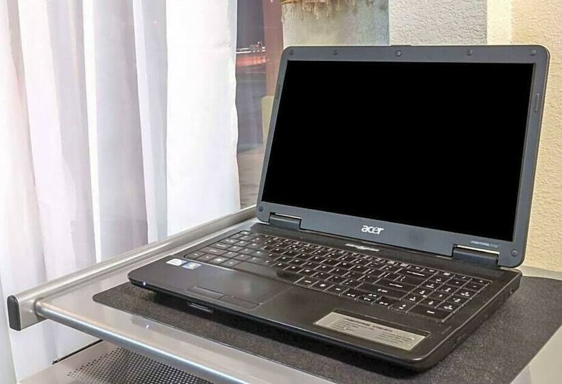 فندق Best Value Inn