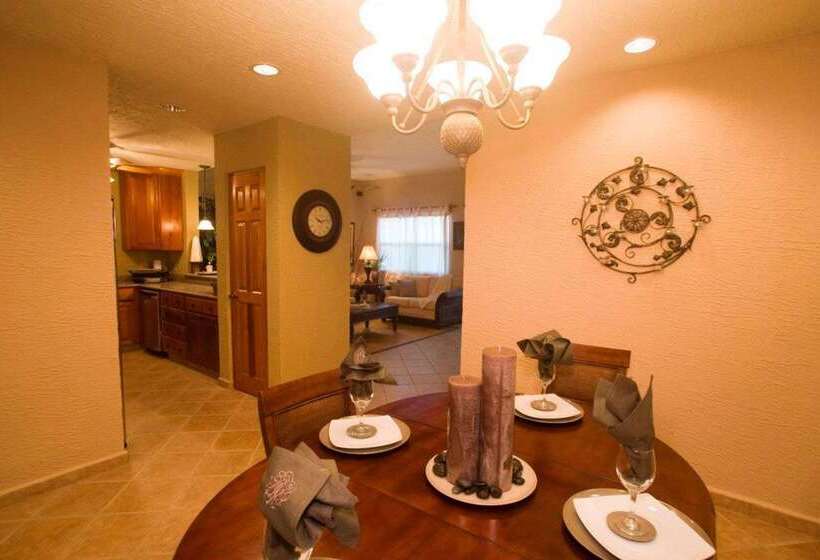 فندق Clarion Suites Roatan At Pineapple Villas