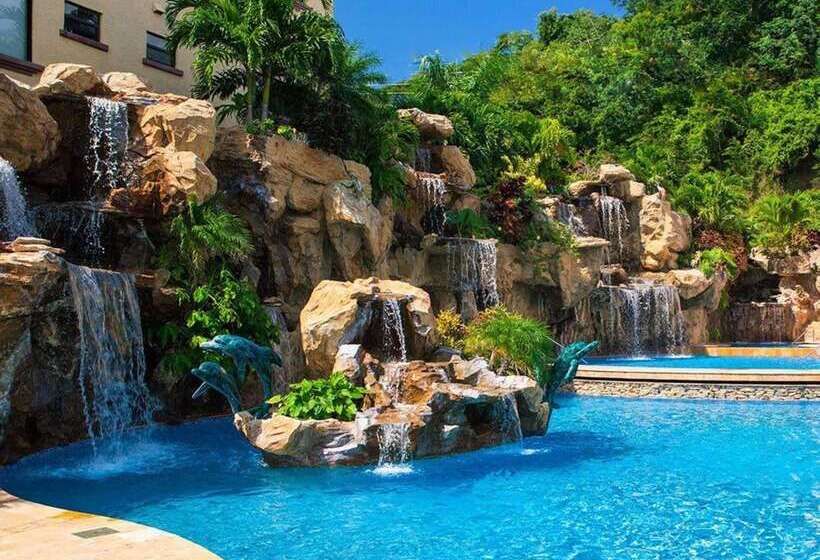 فندق Clarion Suites Roatan At Pineapple Villas