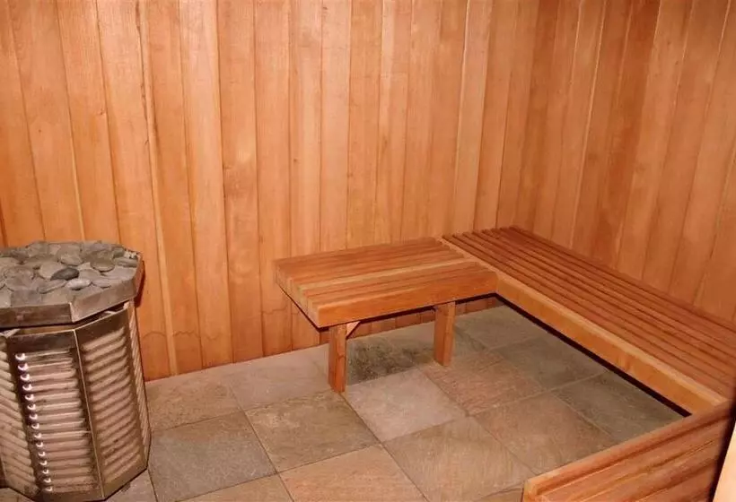 هتل Clarion Suites Roatan At Pineapple Villas