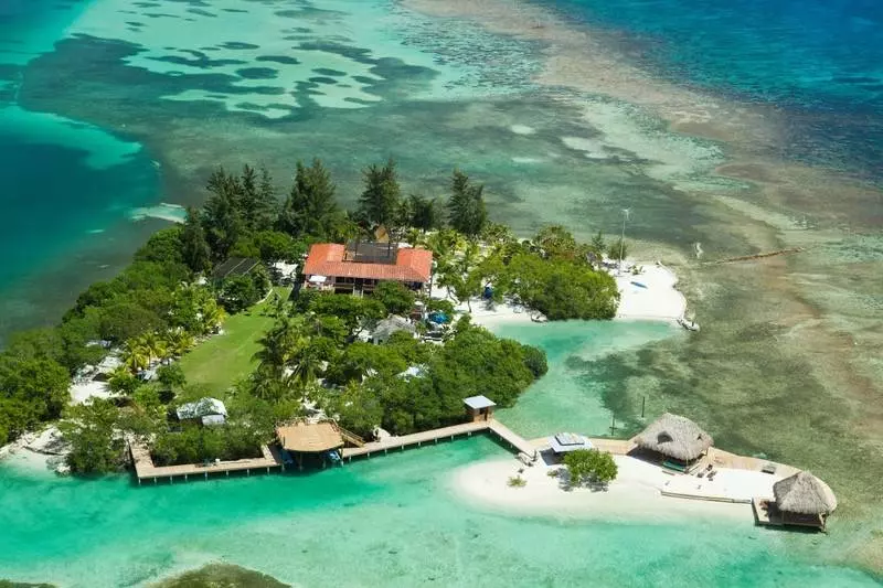 هتل Clarion Suites Roatan At Pineapple Villas