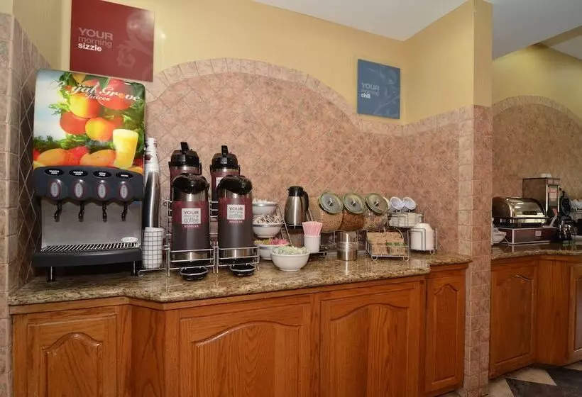 فندق Comfort Inn & Suites