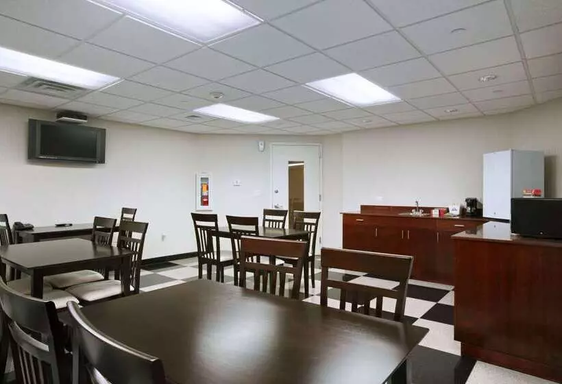 호텔 Days Inn By Wyndham Bronx Near Stadium