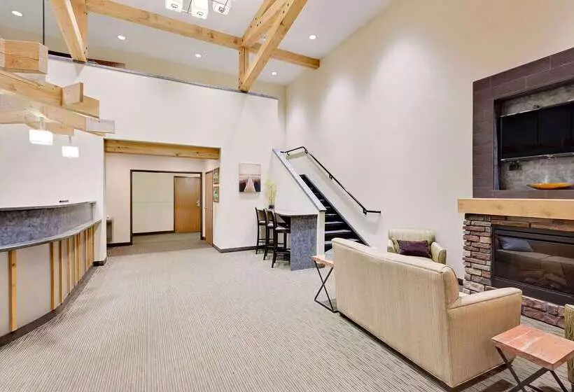 ホテル Days Inn By Wyndham Cadillac