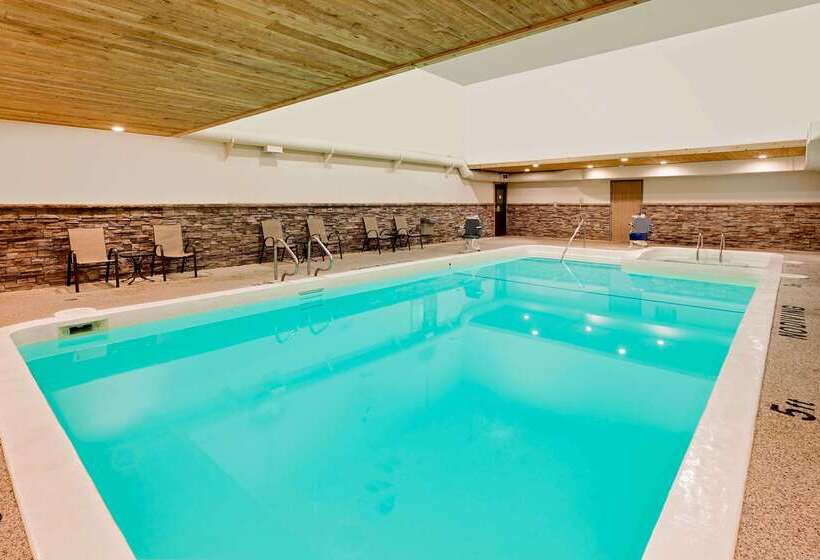 ホテル Days Inn By Wyndham Cadillac