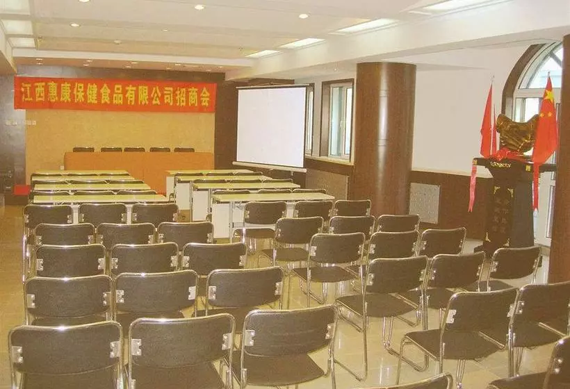 Hotelli Jinjiang Inn Harbin Sophia Square