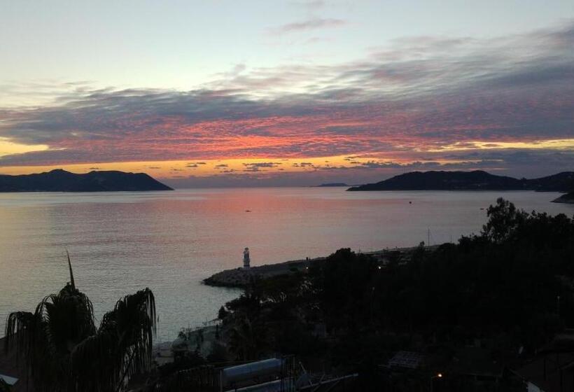 בית מלון כפרי Kayahan