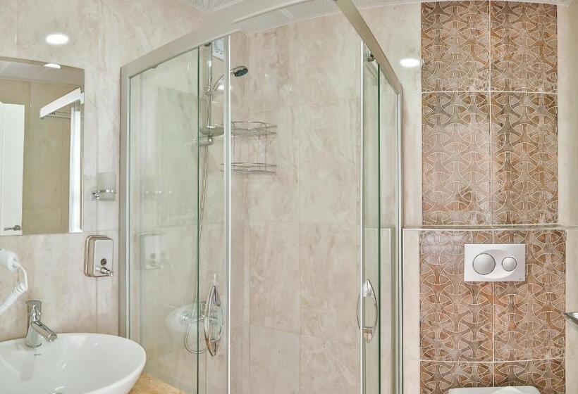 בית מלון כפרי Kayahan