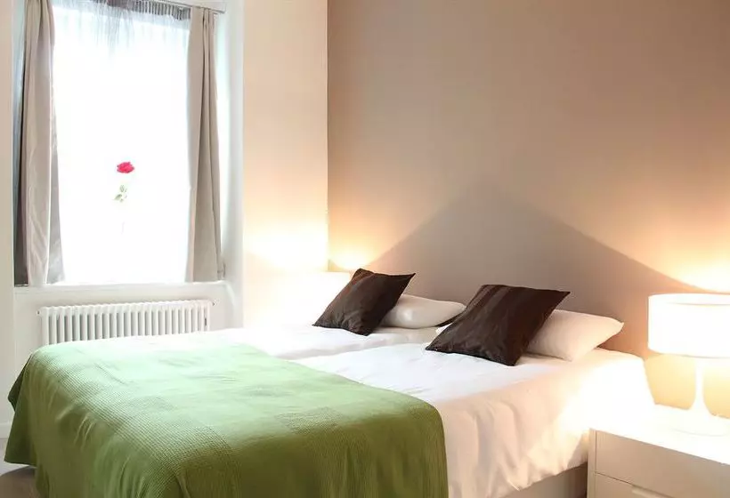 Hotelli MH Apartments Central Prague
