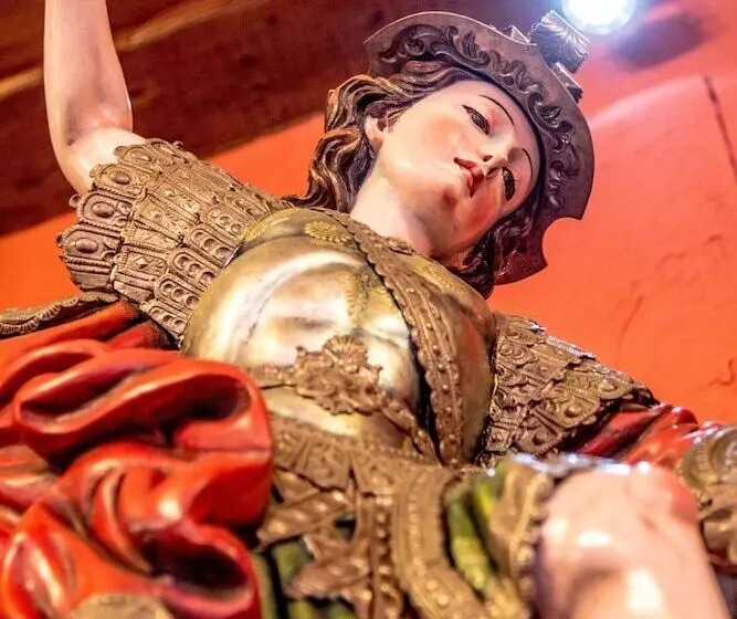 هتل Monasterio