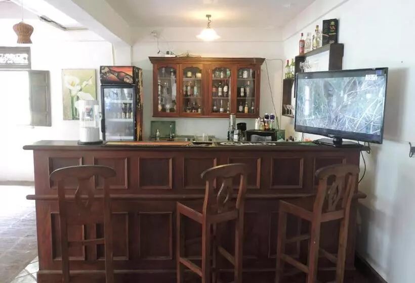 Hotel Pigeon Island Beach Resort