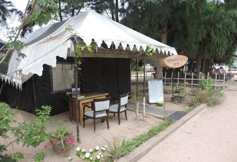 Otel Pigeon Island Beach Resort