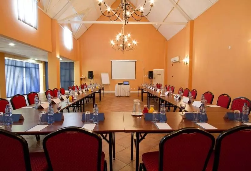 Protea Hotel By Marriott Chingola