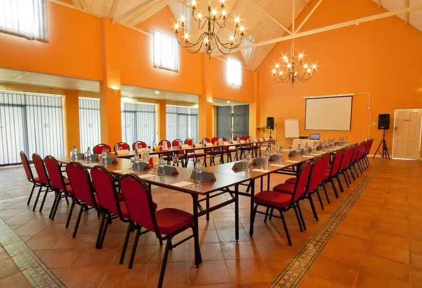 Protea Hotel By Marriott Chingola